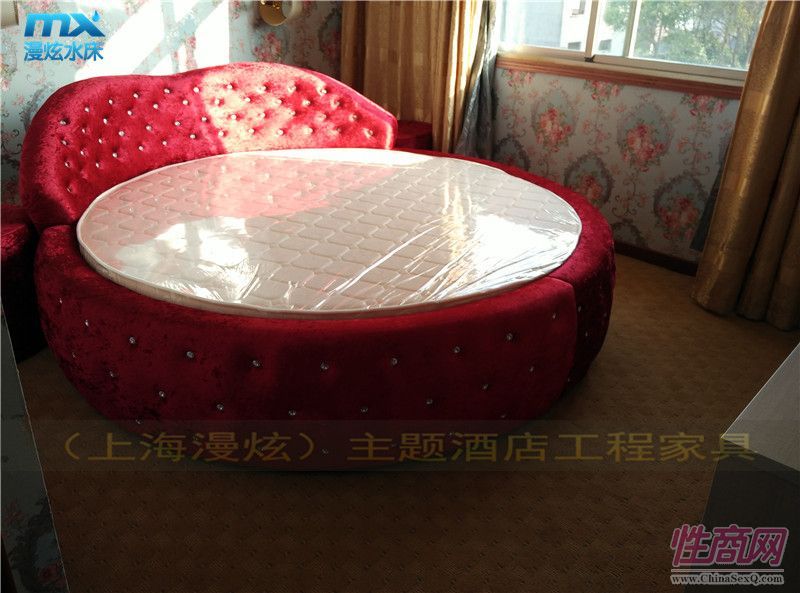 水晶鈕扣圓形床-酒店情趣床-賓館情趣水床-性愛家具5