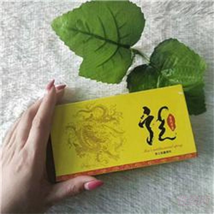 古龍芳草男士外用噴劑耐力中藥配方 五塊石微商一件代發(fā)預(yù)覽圖
