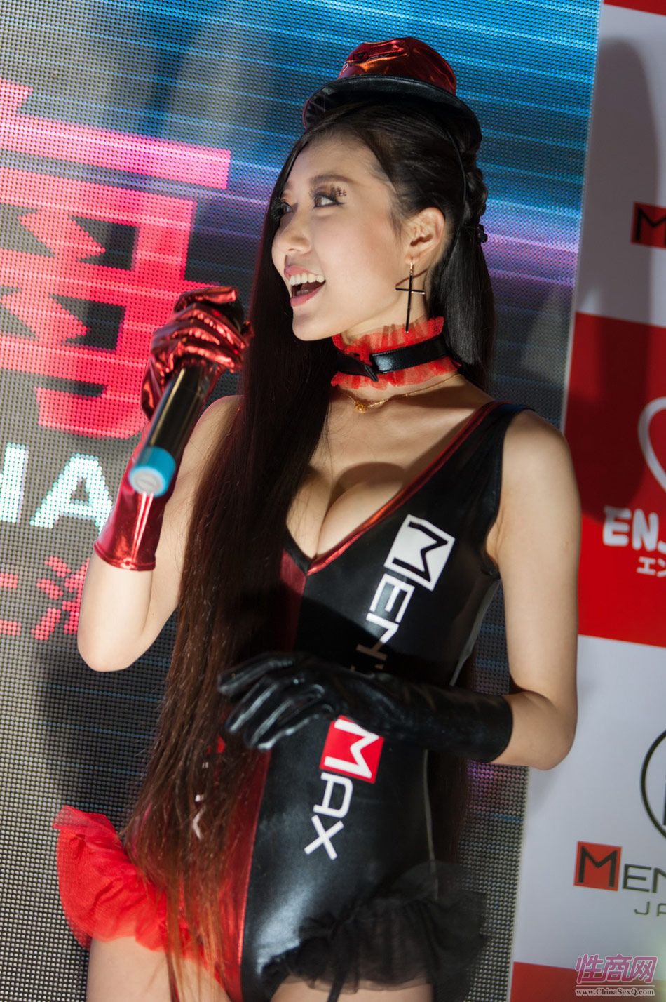 Men'sMax女優(yōu)京香Julia引爆上海成人展圖片11