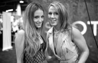 2011����֥�Ӹ����չeXXXotica��չӰ�ǈDƬ22
