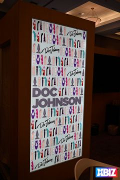 Doc Johnson ������