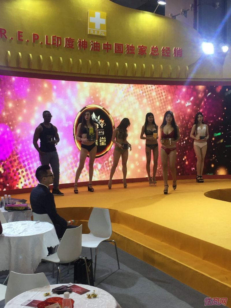 �����ìF(xi��n)��(ch��ng)���(d��ng) (6)