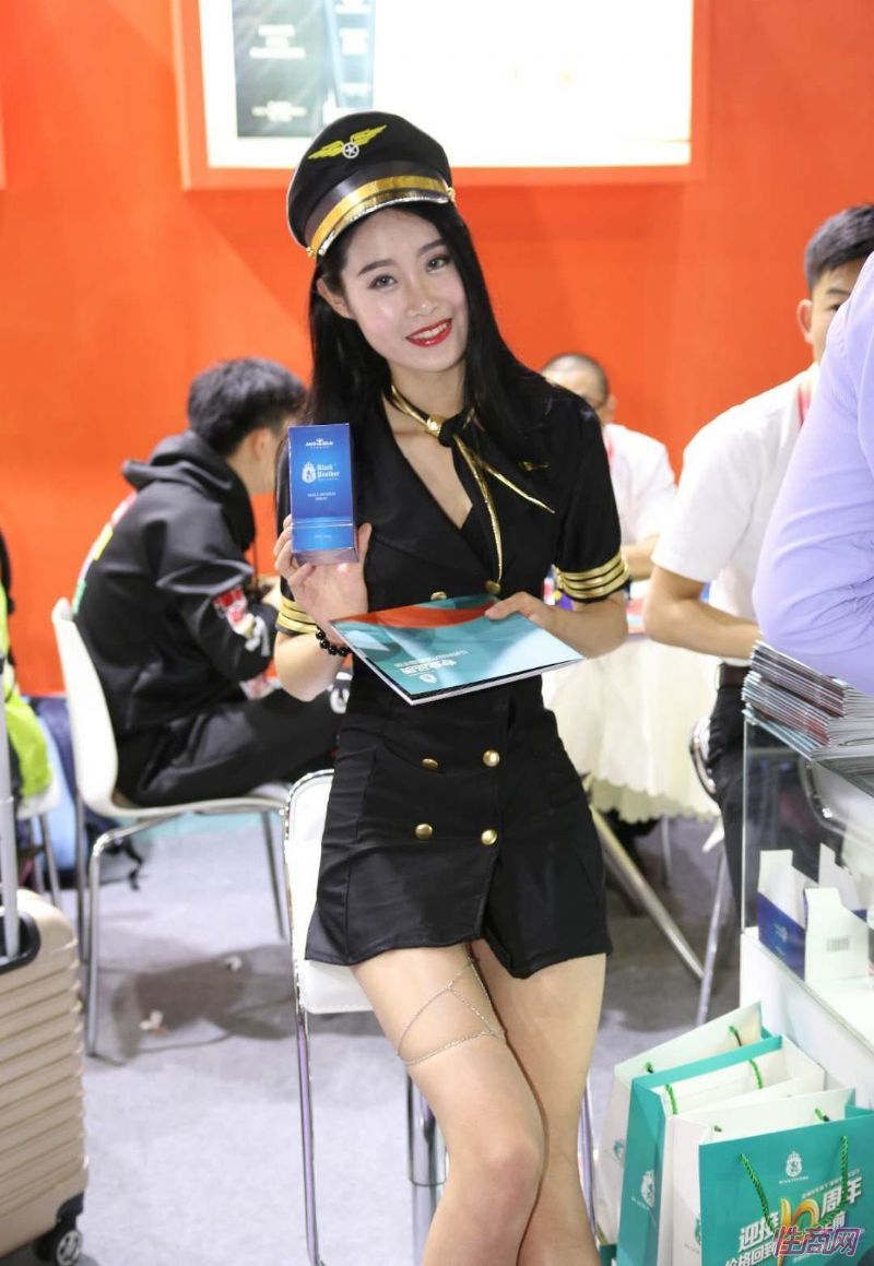 ģ��չʾ�ڱ�����