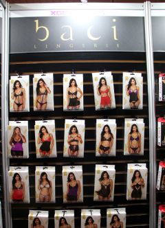 ����AltitudeIntimates��Ȥ����չ���ʼ��\01�DƬ54