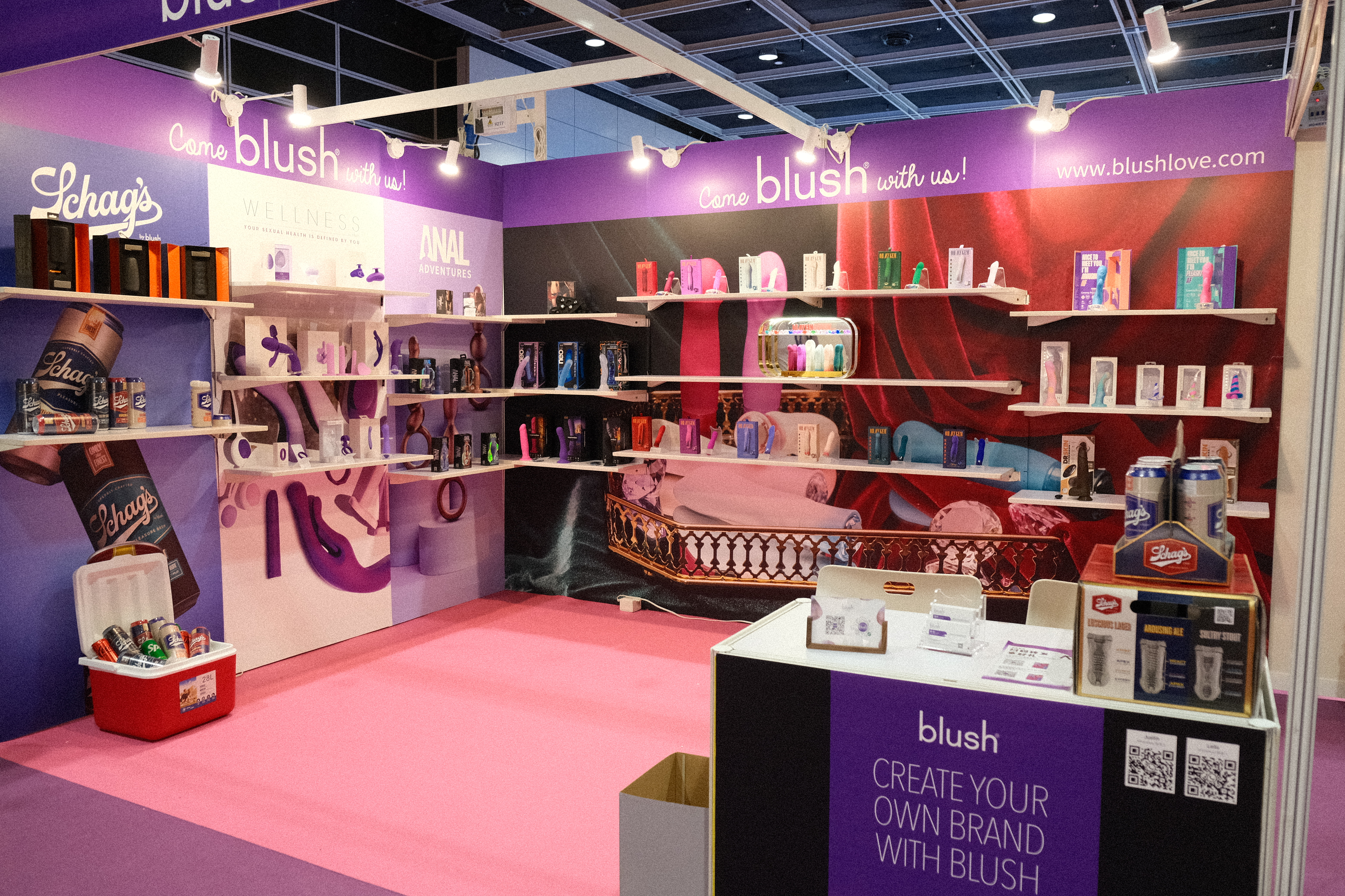 Blush��Ȥ���չ�^(q��)